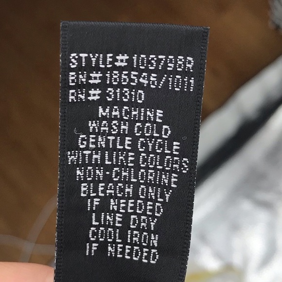 A. Byer Abstract Floral Top - Picture 9 of 9